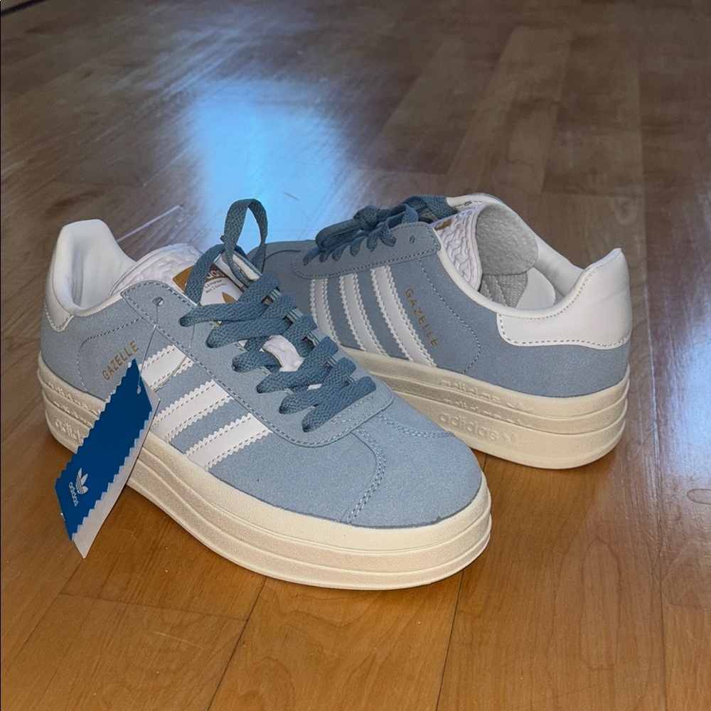 Adidas Platform Gazelle light Blue Sneakers